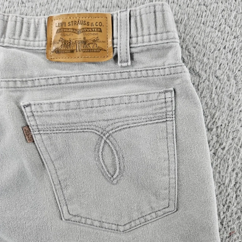 Levis Jeans‎ Mens 32x30 Gray Straight Leg Denim Mid Rise Zip Fly Classic